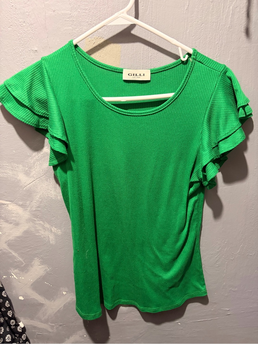 GILLI Bright Green Ribbed Short Sleeve Ruffle Top